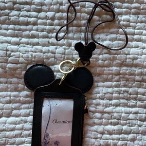 Charminer Badge holder